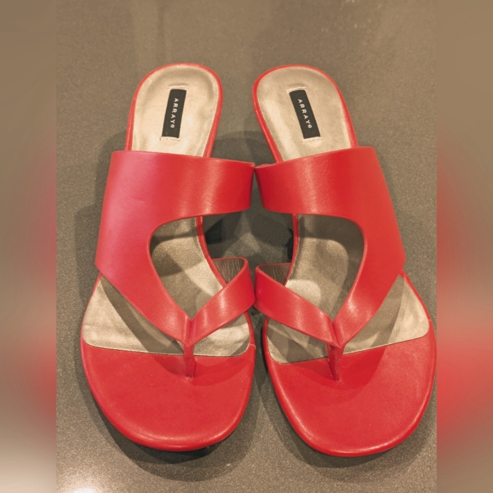 Array Red Sandal Heels Size 11M 3" Heel Flip Flop Straps NWOB